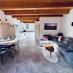 Elisabeth, Apartment